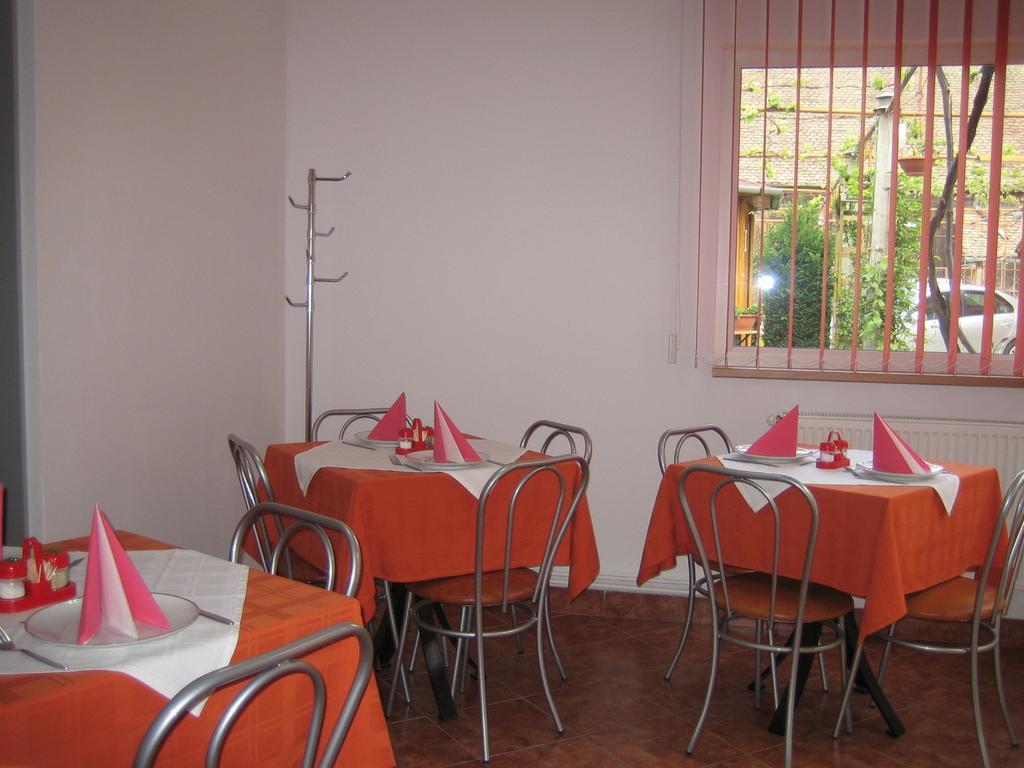 Pensiunea Nane Sibiu Exterior photo